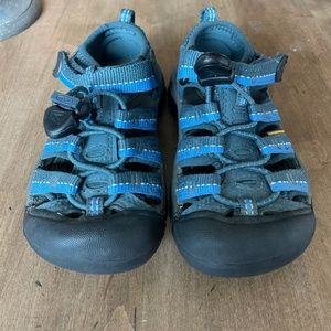 Keen Kid's Sandals Size 9 Blue